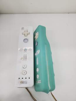 Nintendo Wii Console +4 remote control untested alternative image