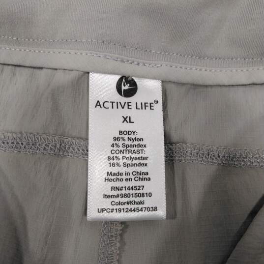 Womens Gray Flat Front Slash Pocket Stretchable Zip Chino Shorts Size XL image number 3