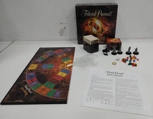 Parker Brothers The Lord of the Rings Trivial Pursuit Game image number 7