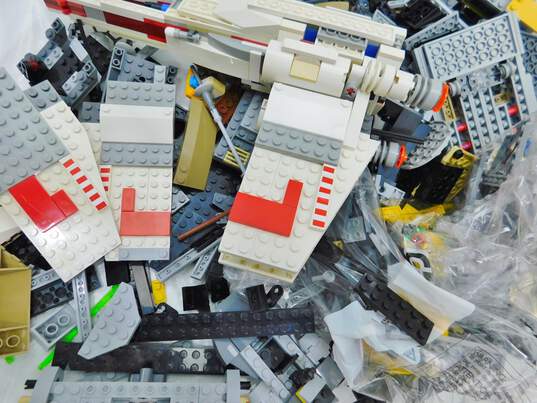 7.2 LBS LEGO Star Wars Bulk Box image number 1