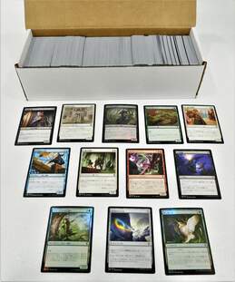 4lbs. of Magic The Gathering (FOREIGN) Trading Cards alternative image