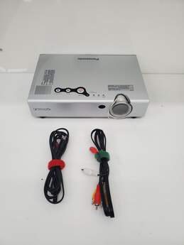 Panasonic LCD Projector PT-LC56E For parts and repair
