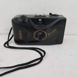 UNTESTED Akira PC-606 35mm Film Camera