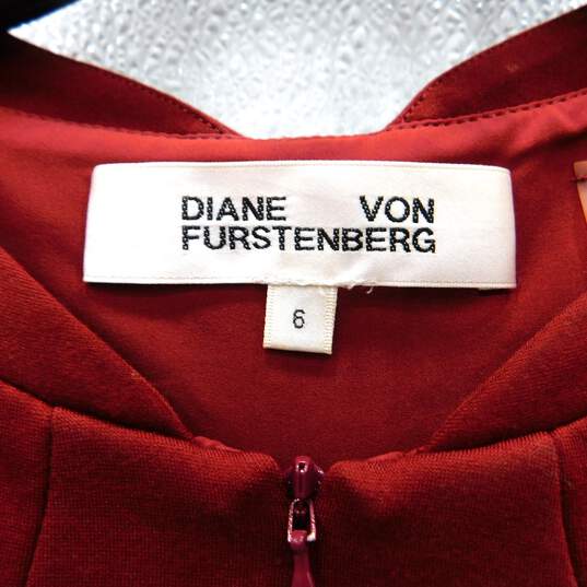 Diane Von Furstenberg Red Front Zip Sheath Dress Size 6 image number 3