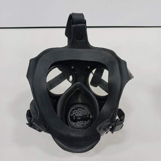 Black Gas Mask image number 8