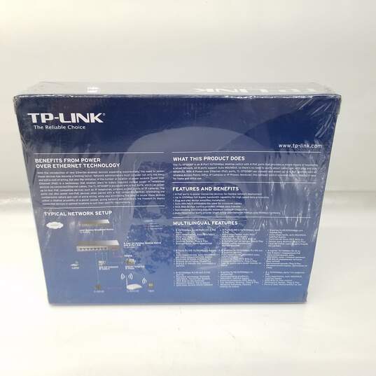 TP-LINK TL-SF1008P 8 Port Desktop Switch NIB image number 3