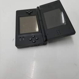 Black Nintendo DS Lite alternative image