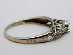 Sterling Silver 0.18 CTTW Diamond Ornate Ring 2.0g alternative image