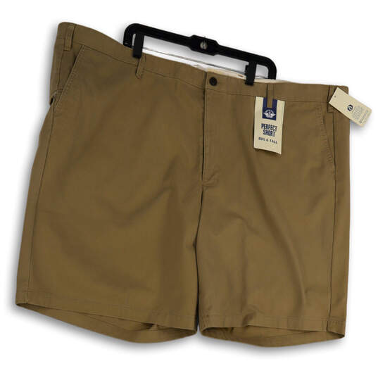 NWT Mens Brown Flat Front Slash Pockets Straight Leg Chino Shorts Size 54 image number 1