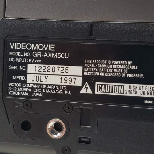 JVC GR-AXM50U VHS-C Camcorder image number 9