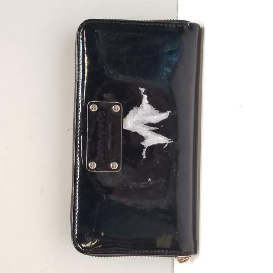 Buy the Kate Spade Women's Black Patent Leather Accordion Wallet |  GoodwillFinds