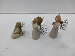 Bundle of 3 Assorted Willow Tree Figurines alternative image