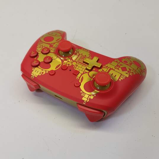PowerA Wired Controller for Nintendo Switch- Super Mario Gold/Red image number 6