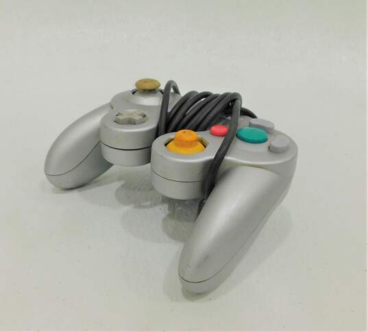 4ct Nintendo GameCube Controller Lot, Untested image number 2