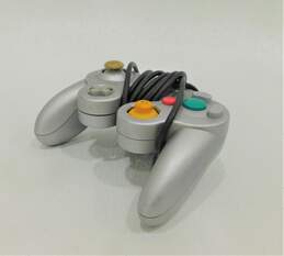 4ct Nintendo GameCube Controller Lot, Untested alternative image