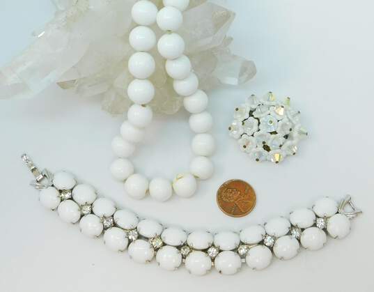Vintage & Japan Silvertone White Milk Glass Beaded Necklace Rhinestones & Cabochons Bracelet & Aurora Borealis Crystal Flowers Brooch 119.5g image number 5