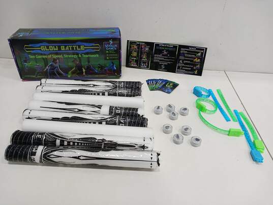 Starlux Games Glow Battle Light Up Sword Game for Group Family Pack image number 1