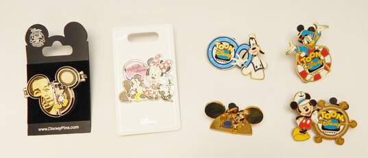 Collectible Disney Enamel Trading Pins 125.9g image number 1