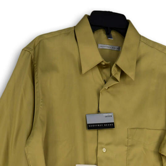 NWT Mens Gold Sateen Wrinkle Free Long Sleeve Collared Button-Up Shirt Sz L image number 1