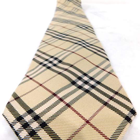 Burberry London Classic Beige Check Plaid Men's Tie with COA image number 2