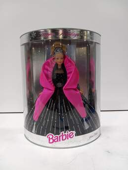 Mattel Vintage 1998 Happy Holidays Special Edition Barbie Doll