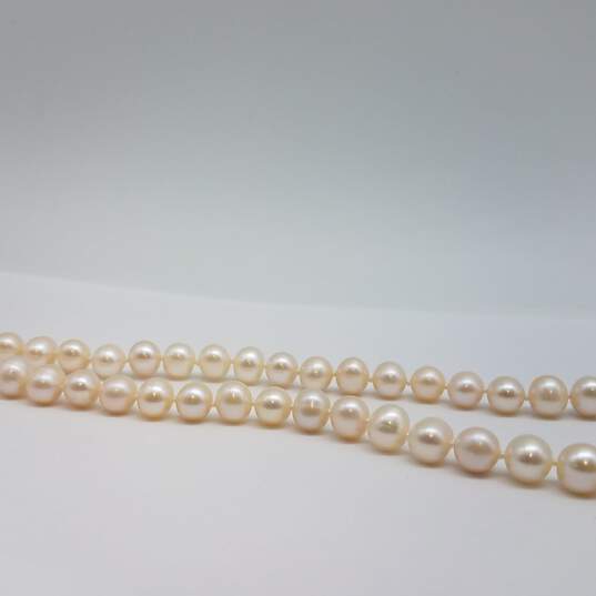 14k Gold FW Pearl Knotted 8mm Pearl 15 Inch Necklace 29.1g image number 4