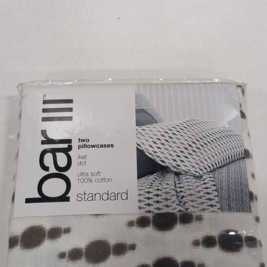 Bar III IKAT Dot Pattern Ultra Soft Cotton Two Pillowcases Size Standard image number 7