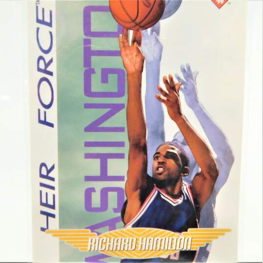 1999-00 Richard Hamilton Collector's Edge Rookie Cards image number 2