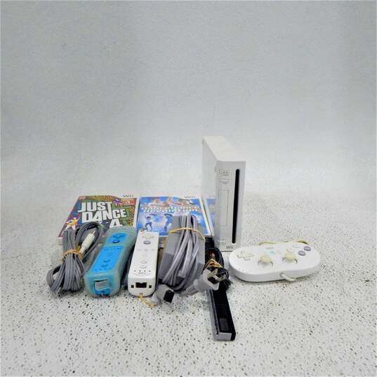 Nintendo Wii W/ 2 Games & Two Controllers image number 1