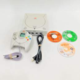 Sega Dreamcast w/ 3 games