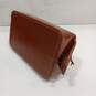 Vintage TrsValet by Cameo Pop Up Leather Toiletries Case image number 3