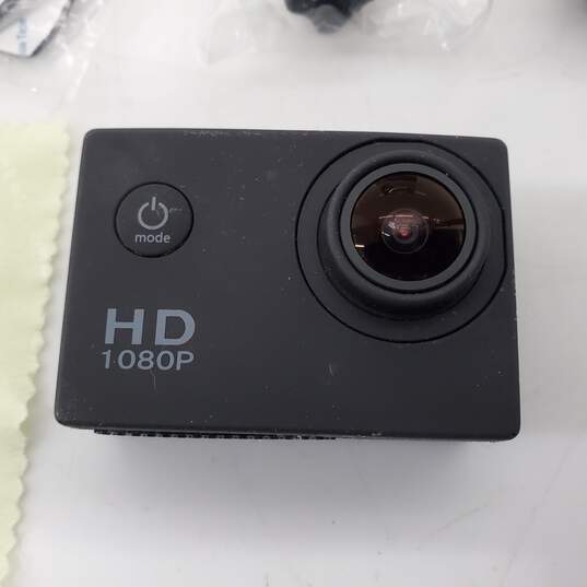 Sports HD DV Water REsistant 1080p H.264 30fps Action Camera - Parts/Repair Untested image number 2