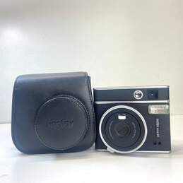 Fujifilm Instax Mini 40 Instant Camera with Case alternative image