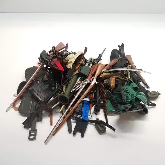 Bundle Lot of Assorted Formative Int. G.I. Joe Asseccories for Action Figures image number 3