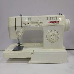 Singer Electronic Control Sewing Machine alternative image