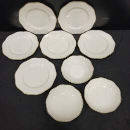 Bundle of 6MCP Czechoslovakian Made White Ceramic Plates w/3 Matching Bowls alternative image