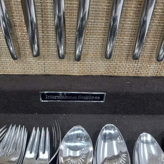 International Stainless Silverware in Wooden Chest image number 5