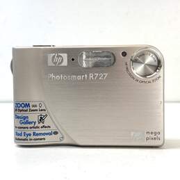 HP Photosmart R727 6.2MP Compact Digital Camera