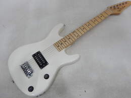 BGuitars Brand Viper Jr. GE36 Model White Electric Guitar w/ Soft Gig Bag alternative image