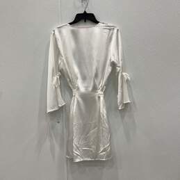 NWT Oscar De La Renta Womens White Silk Long Sleeve Tie Waist Kimono Robe Size S alternative image