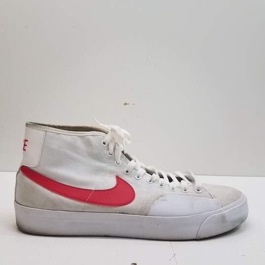 Nike Blazer Court Mid SB White, University Red Sneakers DC8901-101 Size 9.5 image number 1