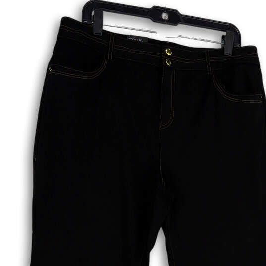 NWT Womens Black Denim Dark Wash Regular Fit Pockets Bootcut Jeans Size 16 image number 3