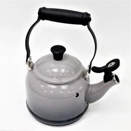 Le Creuset Demi Tea Kettle Teapot Flint Oyster Grey Enamel On Steel 1.25QT