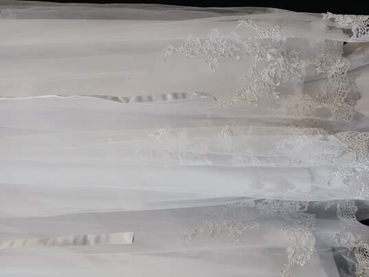 Women's Strapless Sweetheart Lace Mermaid Wedding Dress Sz 4 image number 2