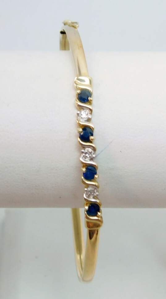10K Yellow Gold Sapphire Hinged Bangle Bracelet 4.4g image number 3