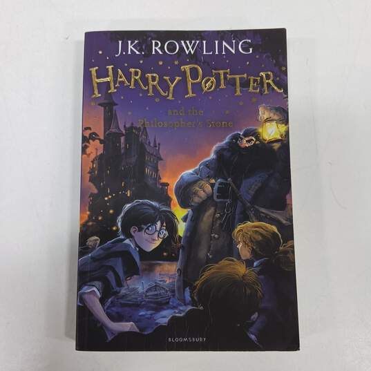 Harry Potter Bloomsbury 1-3 Box Set: A Magical Adventure Begins image number 2