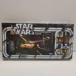 Star Wars ESCAPE FROM DEATH STAR Board Game w/ Grand Moff Tarkin Figure Sealed NIB