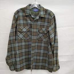 VTG Pendleton MN's Green Plaid Long Flannel Sleeve Shirt Size S