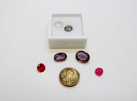 Loose Synthetic Ruby, Amethyst, Mystic & White Topaz Gemstones 4.7g image number 3