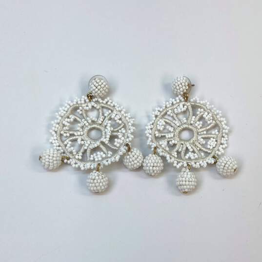 Designer J.Crew Gold-Tone White Bead Round Shape Fashionable Drop Earrings image number 2